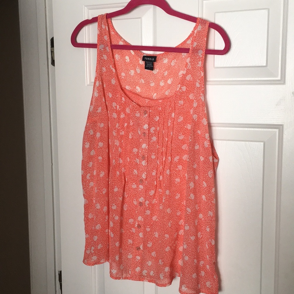 Tank top with little flower design